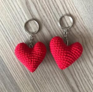 El Yapımı Kalpli Anahtarlık  – Kırmızı