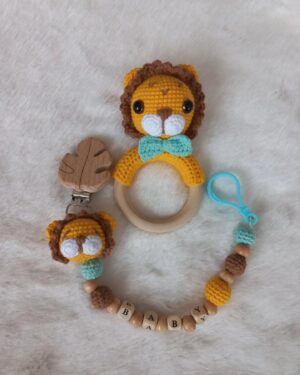 El Yapımı Amigurumi Aslan Model Emzik Zinciri ve Çıngırak
