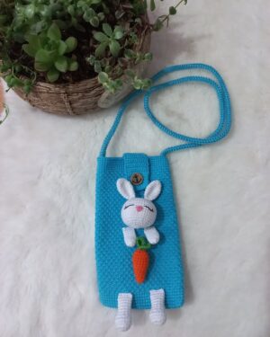 El Yapımı Örgü Telefon Çantası – Tavşancık