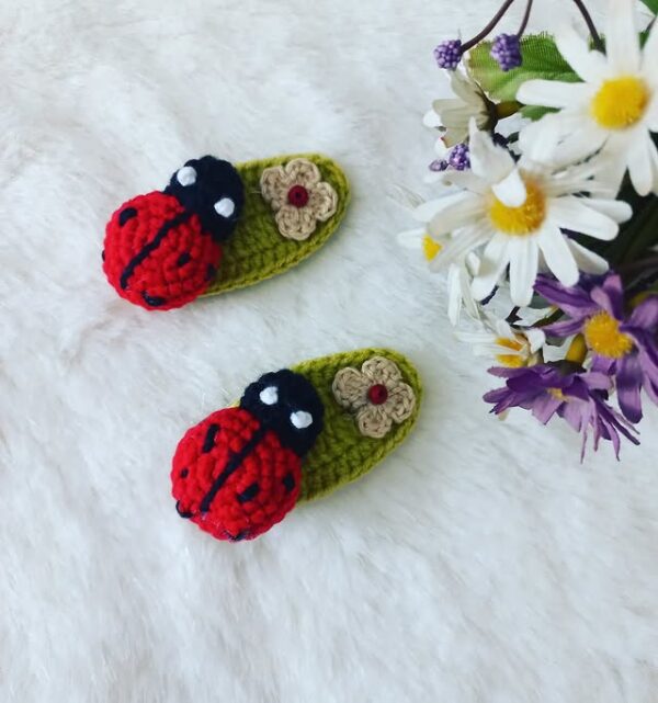 El Yapımı Örgü Toka – Uğur Böceği