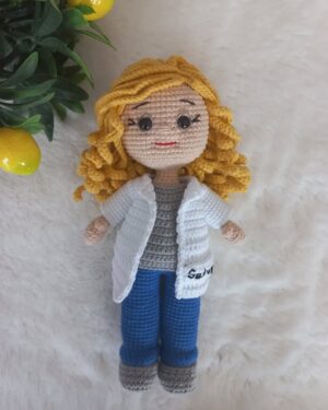 El Yapımı Amigurumi Oyuncak - Öğretmen Bebek