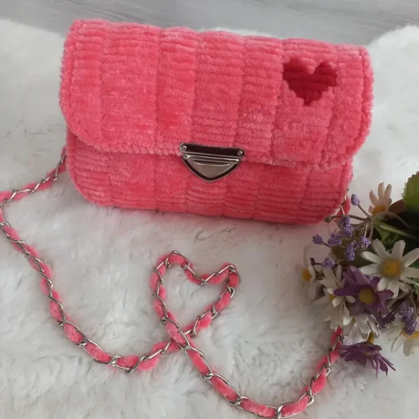 El Yapımı - Pembe Kalp Desenli Çanta