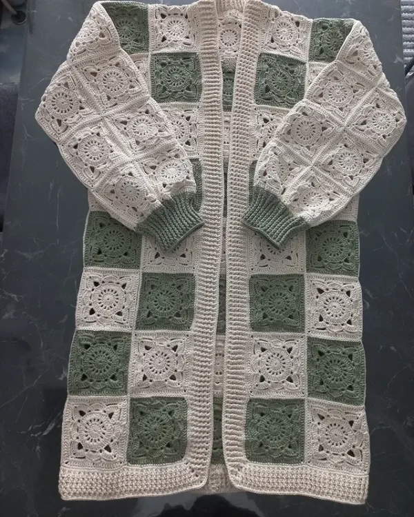 El Yapımı - Yeşil Beyaz Motifli Hırka